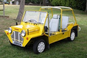 location Mini Moke jaune